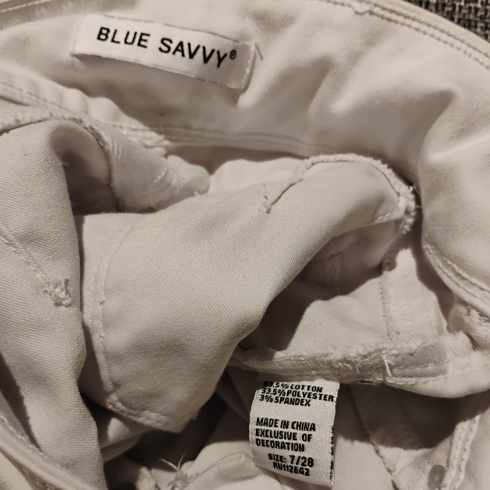 Women's White Skinny Pants - Picture 3 of 3